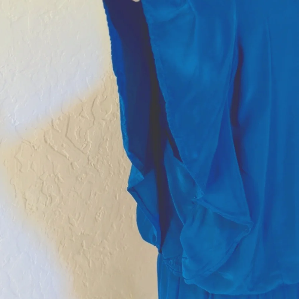 LOFT Vibrant Blue Flutter Sleeve Cinched Drawstring Waist Romper Size Medium